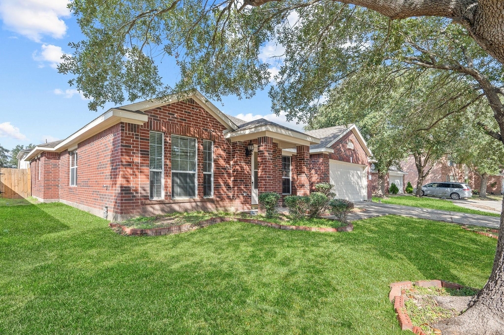 3827 Alder Pass Court - Photo 1