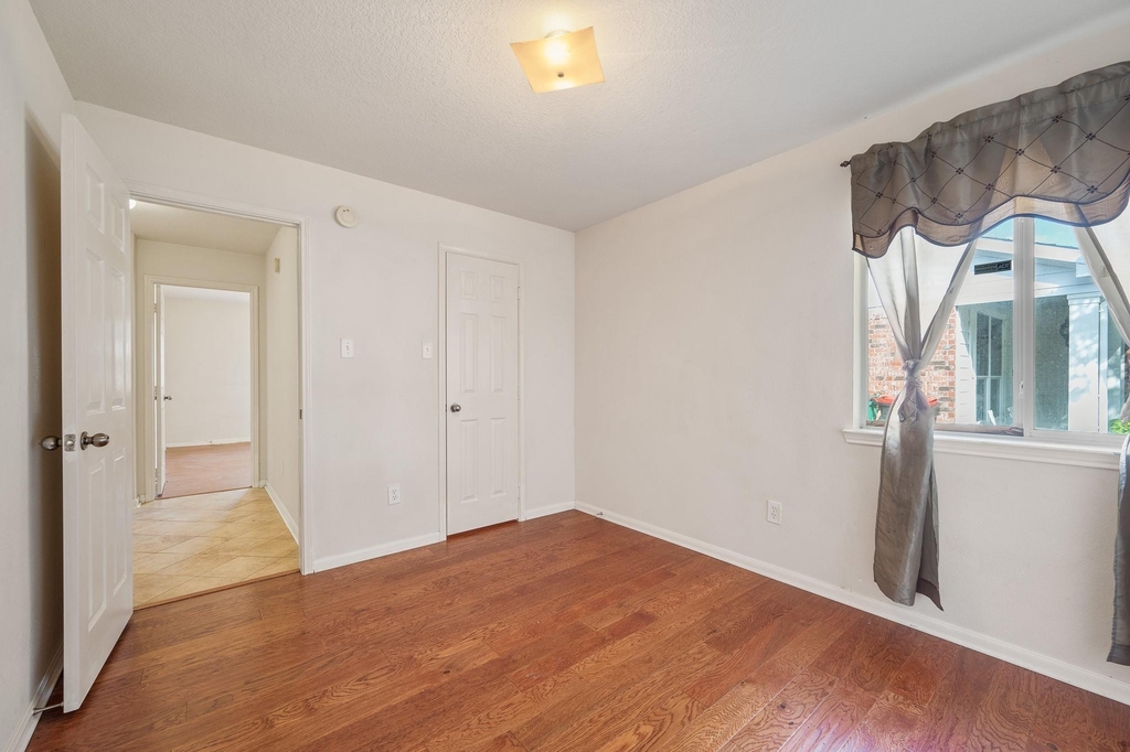 3827 Alder Pass Court - Photo 31