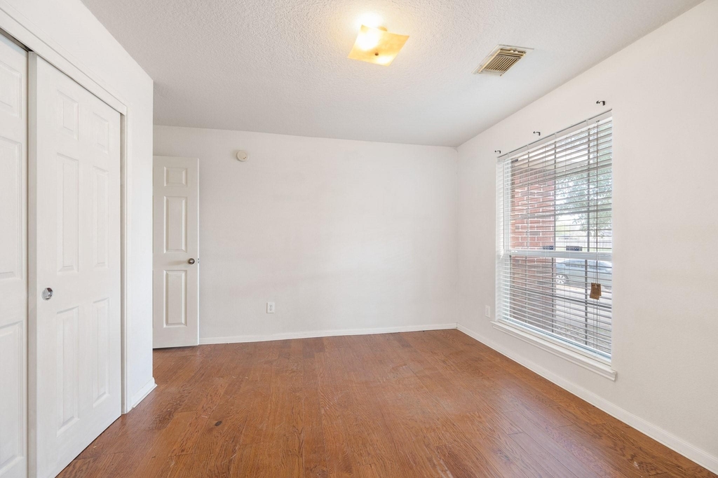 3827 Alder Pass Court - Photo 33