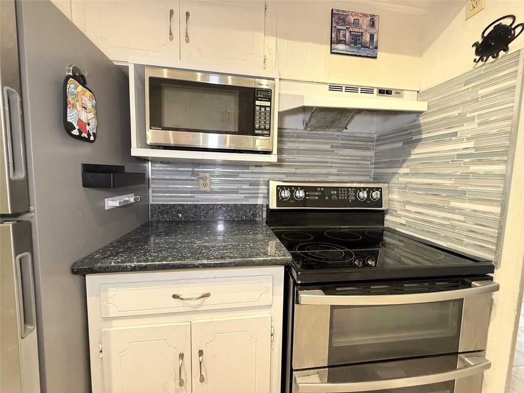 5861 Inwood Drive - Photo 9