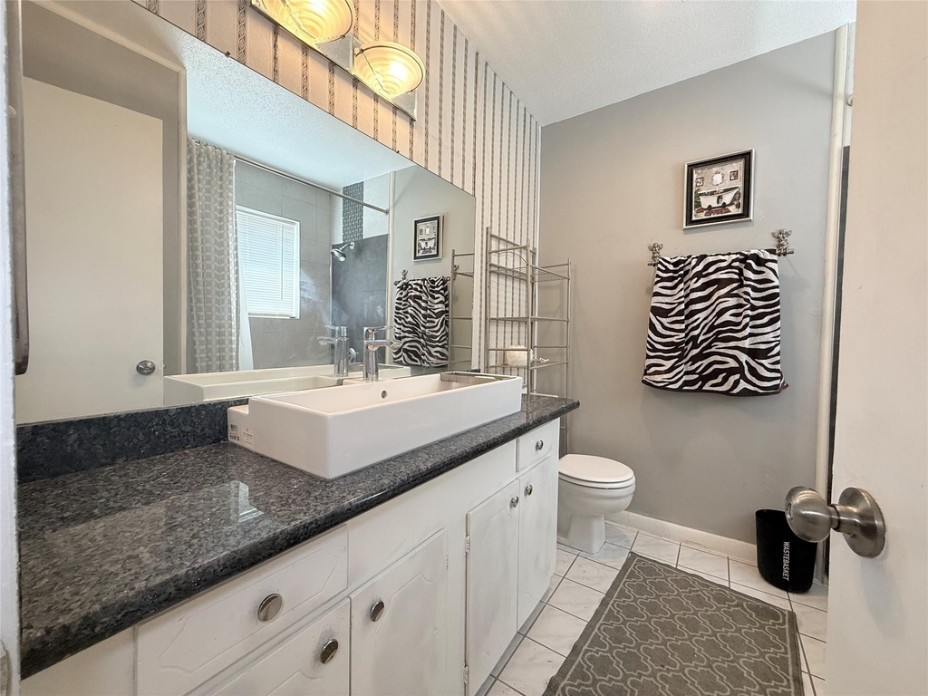 5861 Inwood Drive - Photo 14