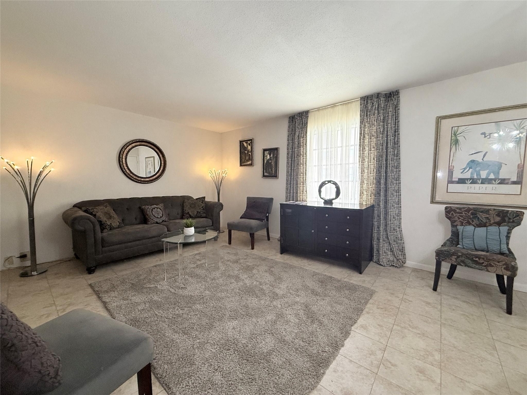 5861 Inwood Drive - Photo 5