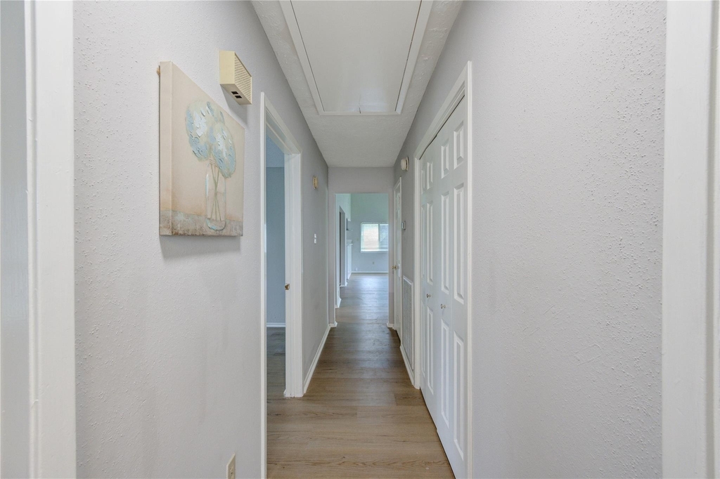 10523 Towne Square Road - Photo 19