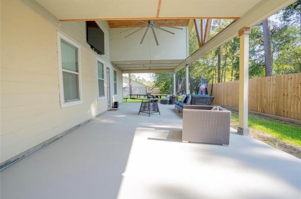16706 Camber Court - Photo 14