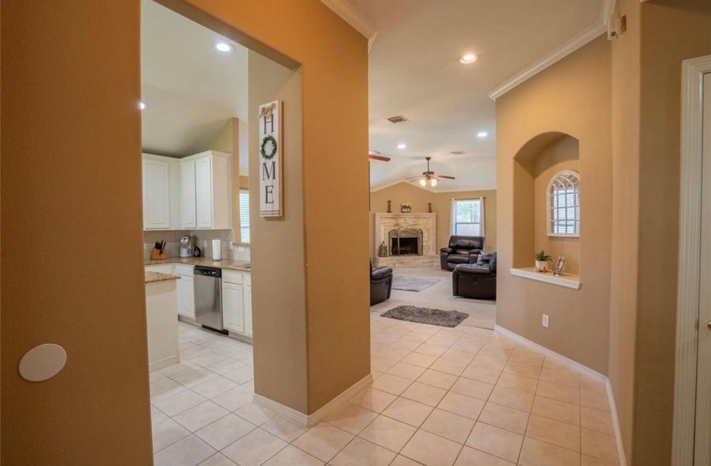 16706 Camber Court - Photo 2
