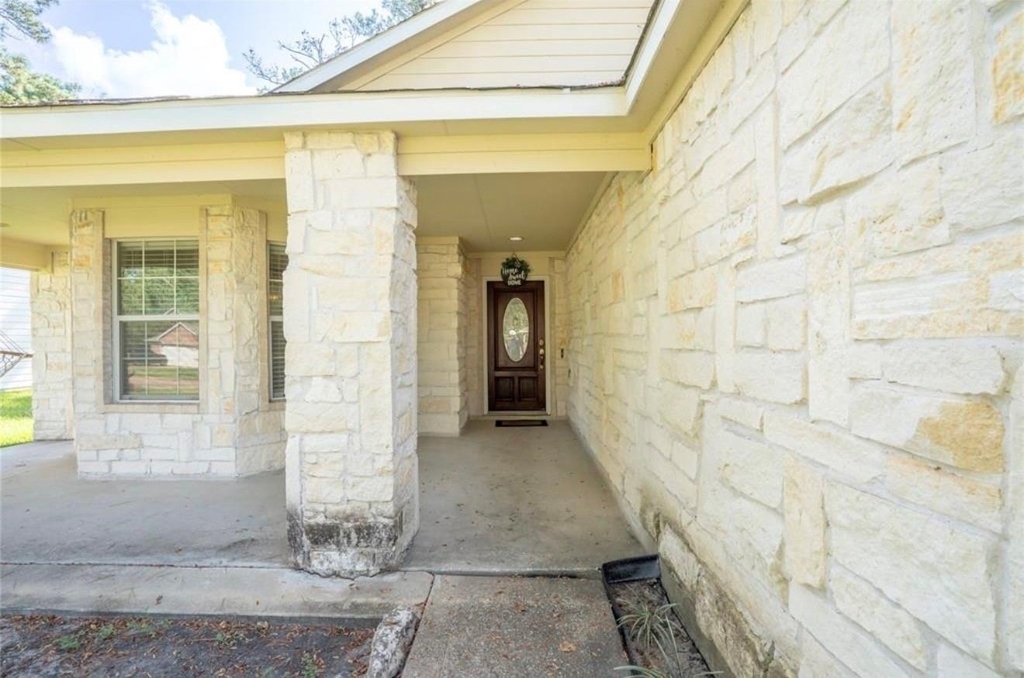 16706 Camber Court - Photo 1