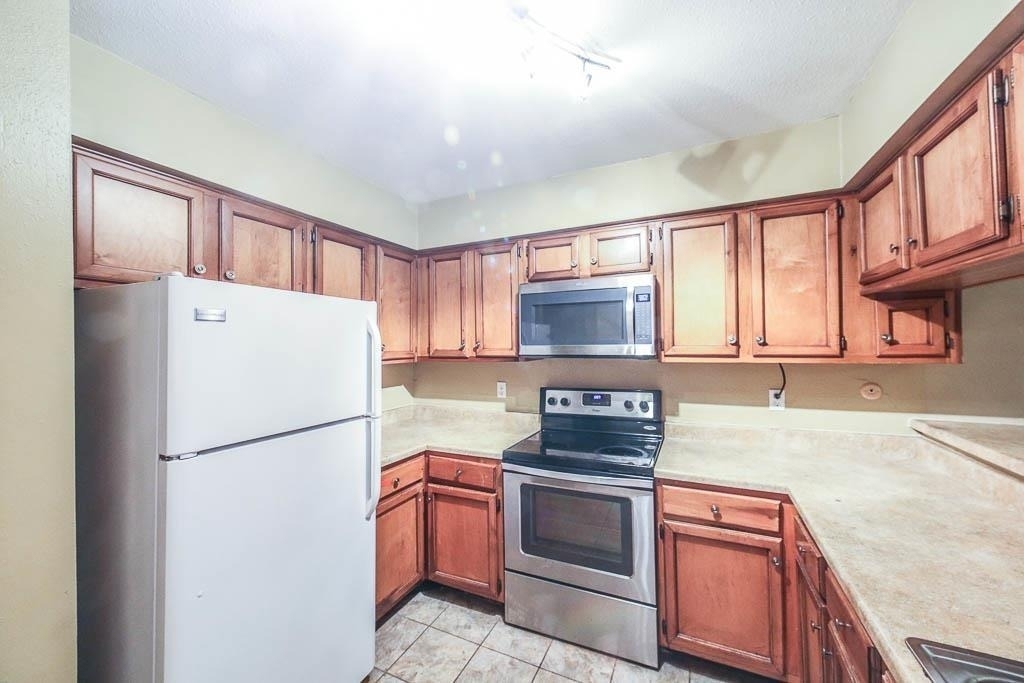 8100 Cambridge Street - Photo 0