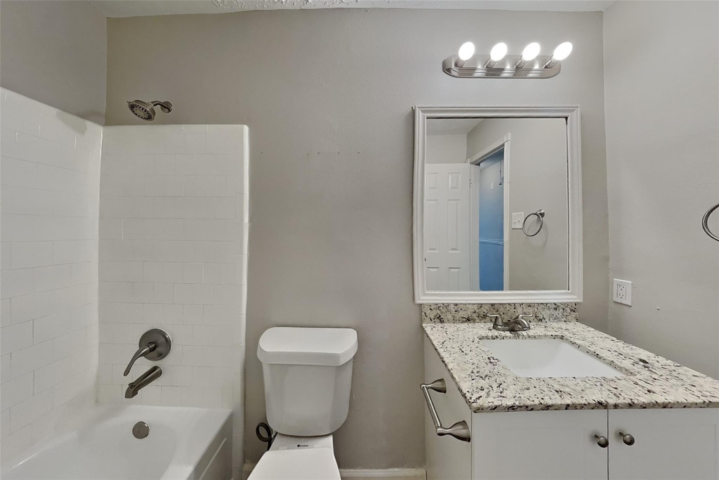 9606 Yearling Circle - Photo 15