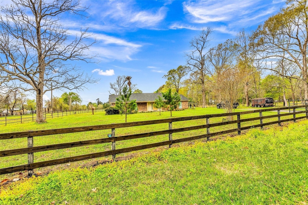 481 County Road 2084 - Photo 2