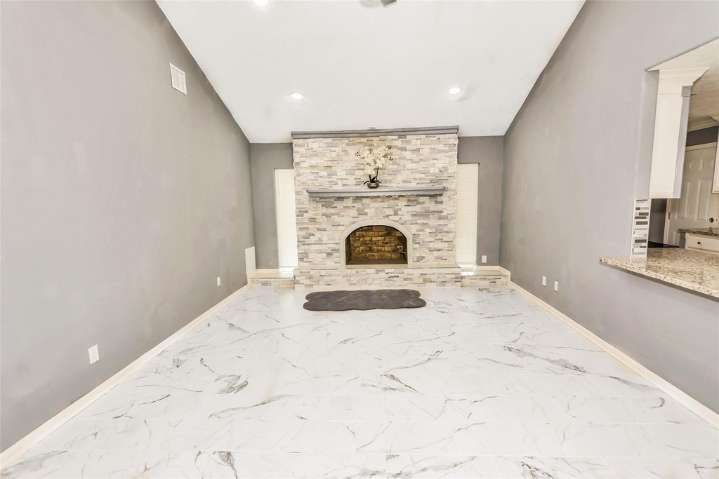 481 County Road 2084 - Photo 4