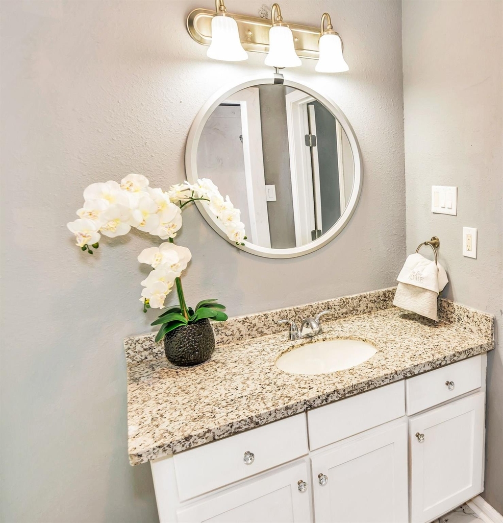 481 County Road 2084 - Photo 13