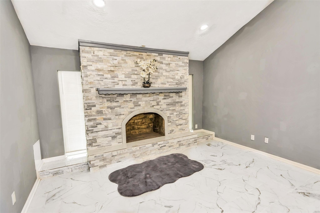 481 County Road 2084 - Photo 5