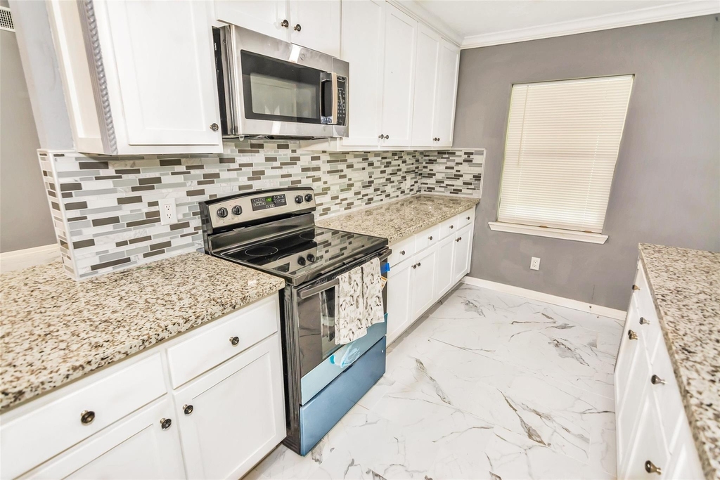 481 County Road 2084 - Photo 11