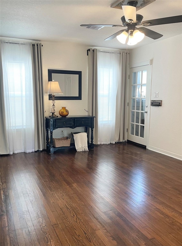 4705 Park Drive - Photo 14