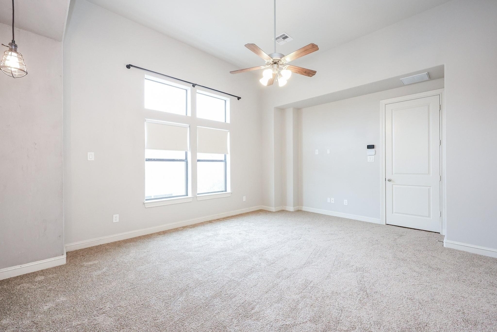 8822 Lakeshore Bend Drive - Photo 20