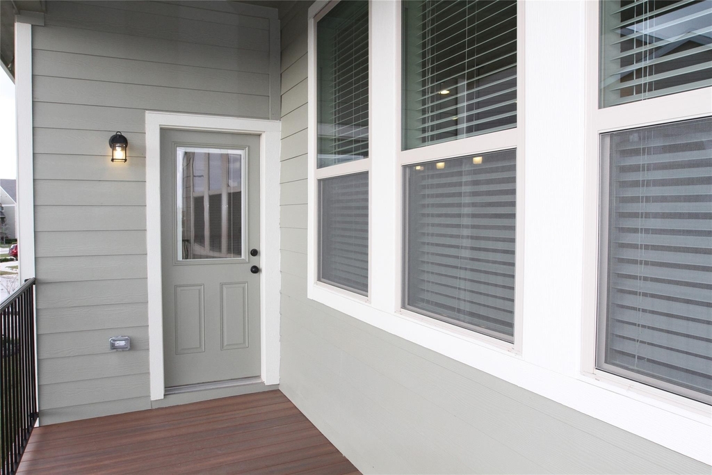 12102 La Strada Street - Photo 16