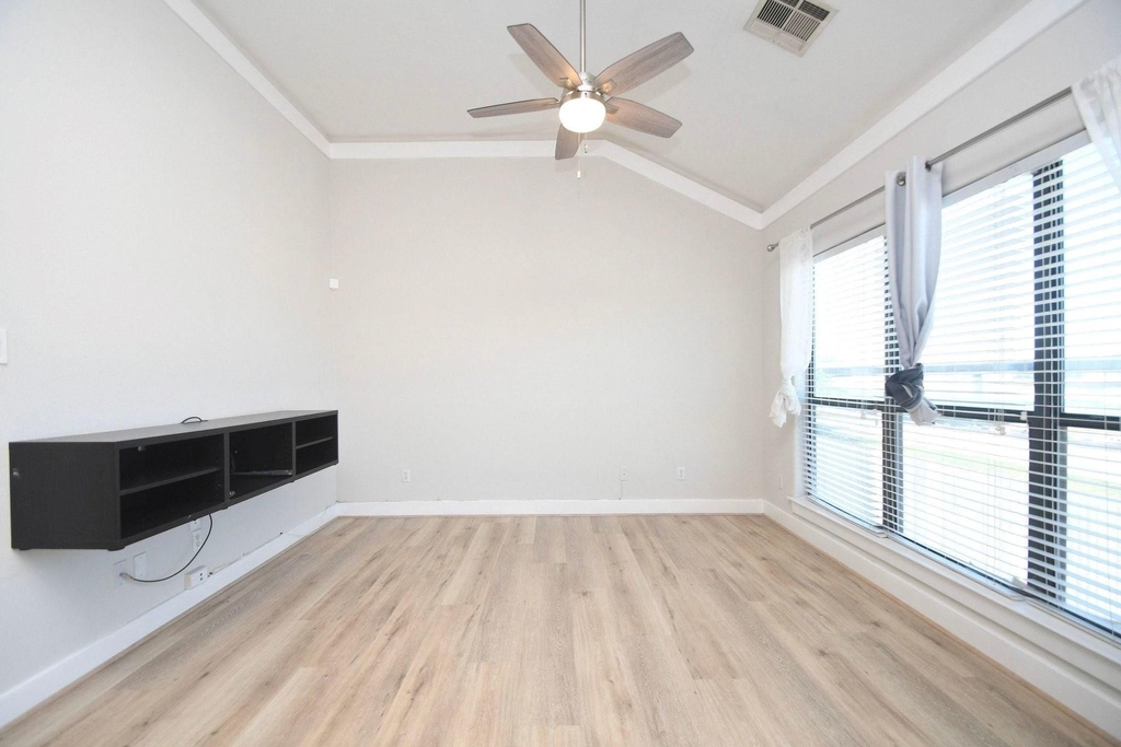 3408 St Emanuel Street - Photo 10