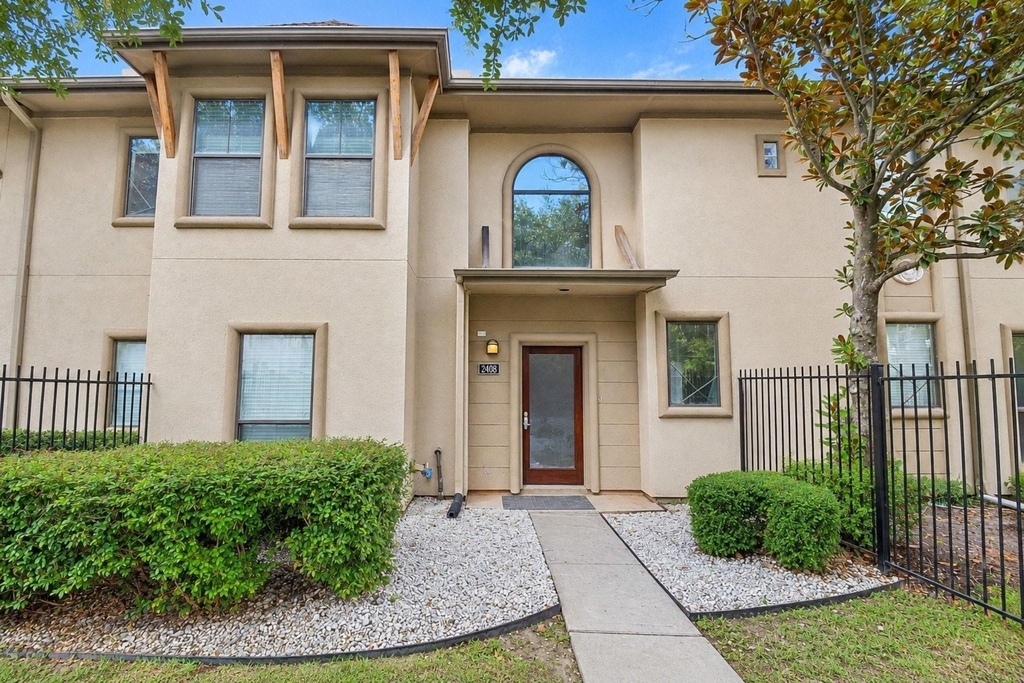 3408 St Emanuel Street - Photo 0