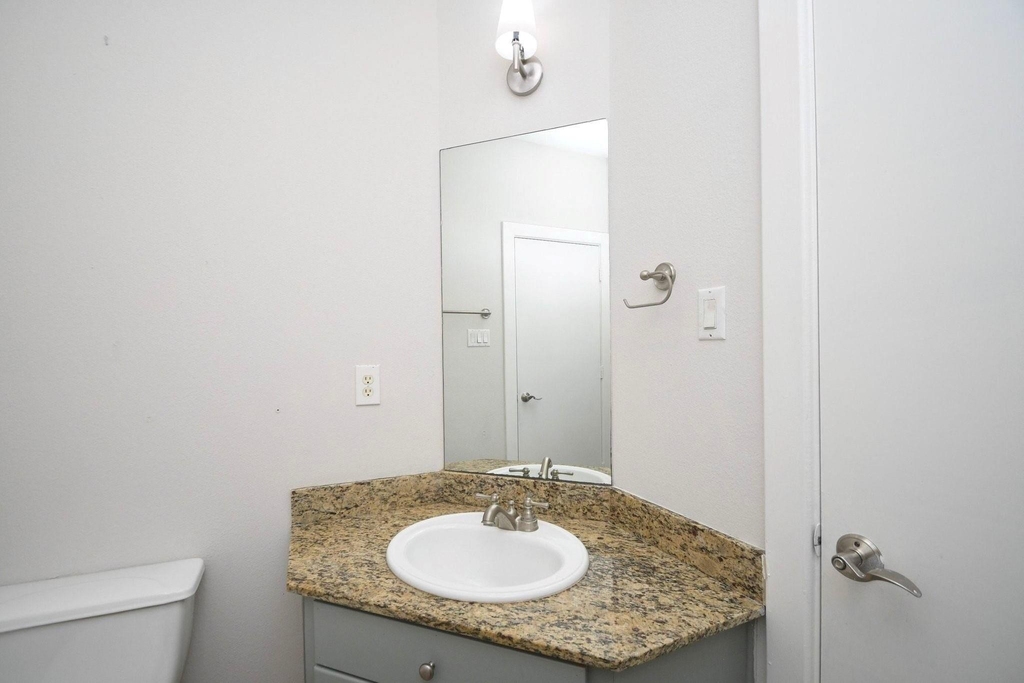 3408 St Emanuel Street - Photo 14