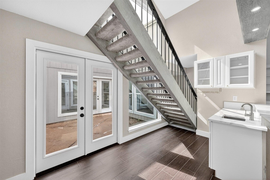 12303 Shelwick Drive - Photo 3