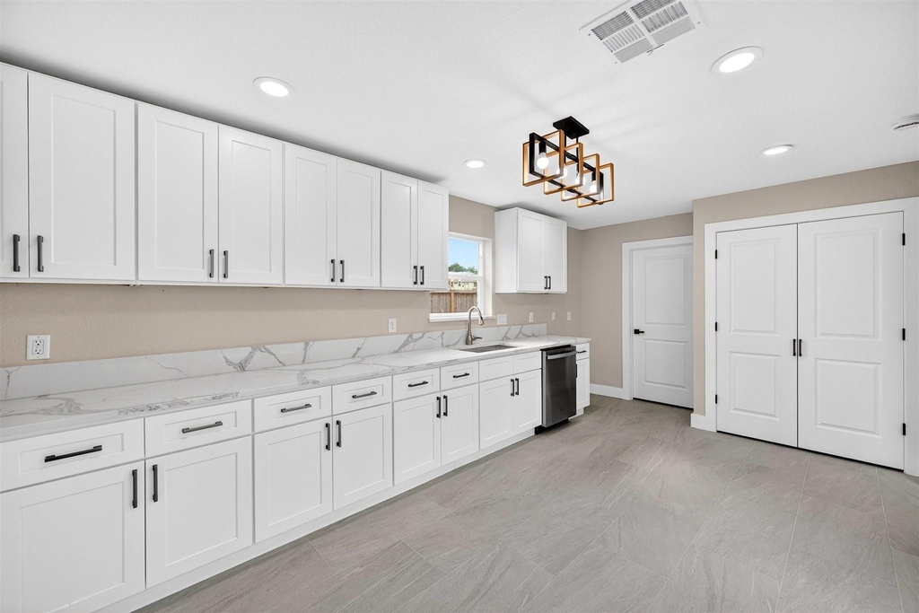 12303 Shelwick Drive - Photo 9