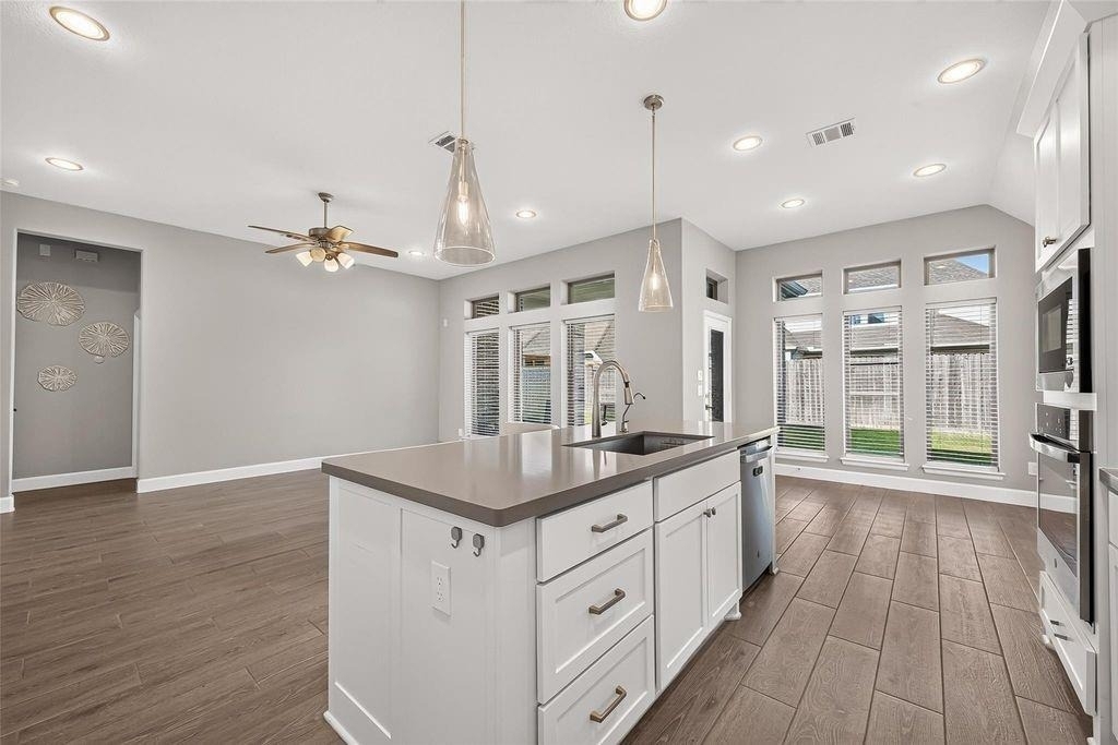 10735 Lacaille Lane - Photo 14