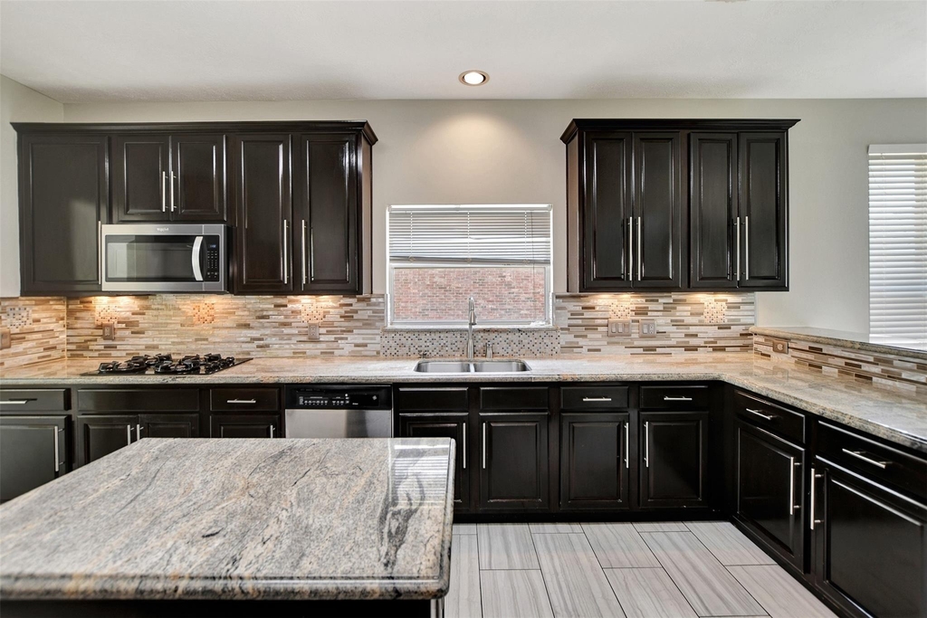 24803 Haverford Road - Photo 23