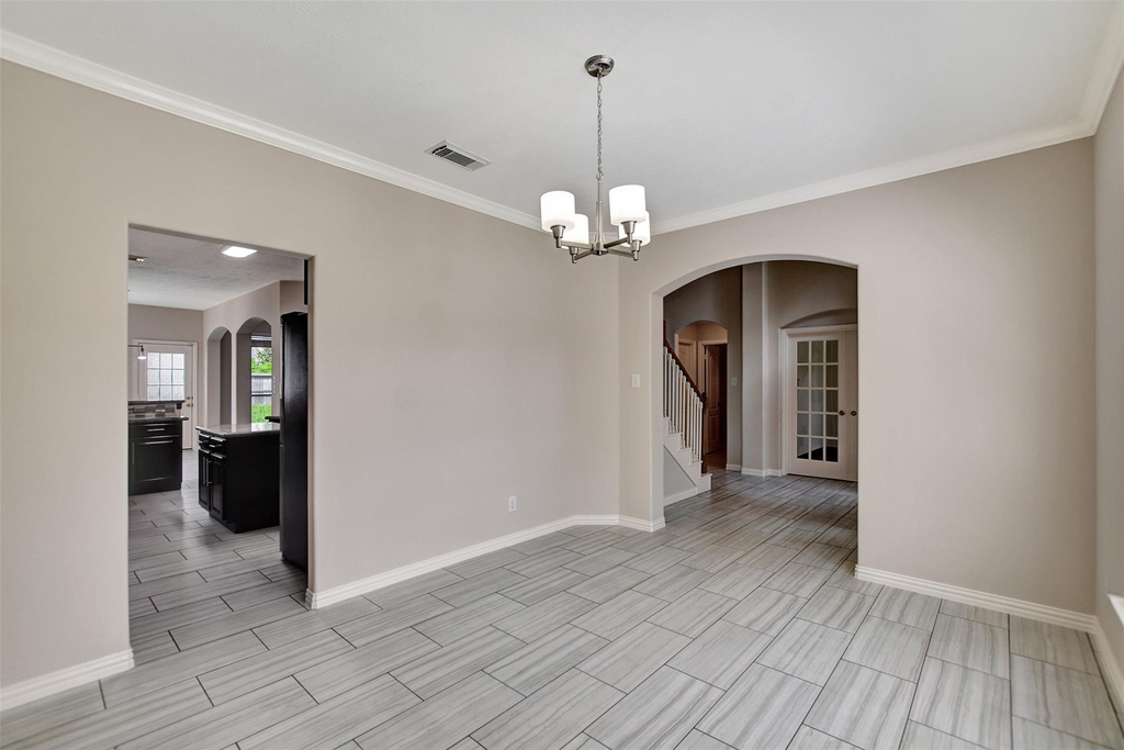 24803 Haverford Road - Photo 10