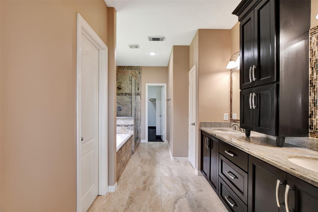 24803 Haverford Road - Photo 31