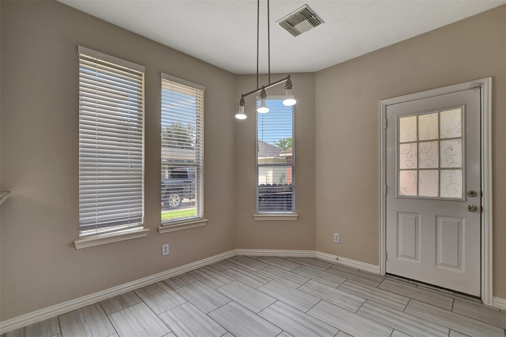 24803 Haverford Road - Photo 25