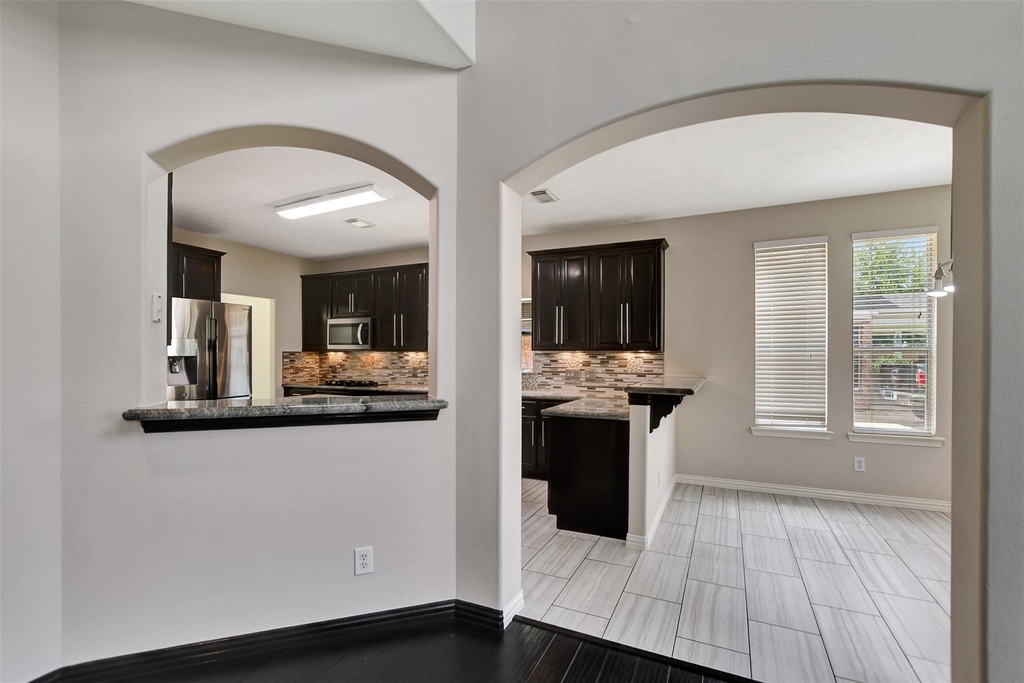 24803 Haverford Road - Photo 19