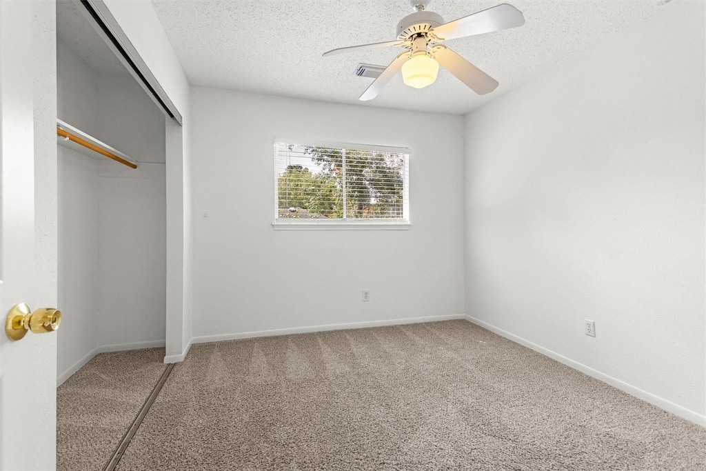 17023 Boyton Lane - Photo 14