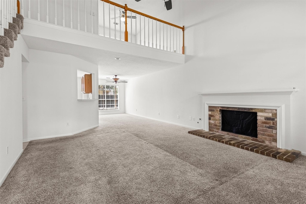17023 Boyton Lane - Photo 2