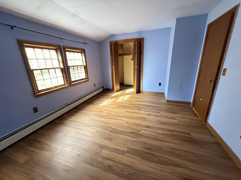 233 South - Photo 11