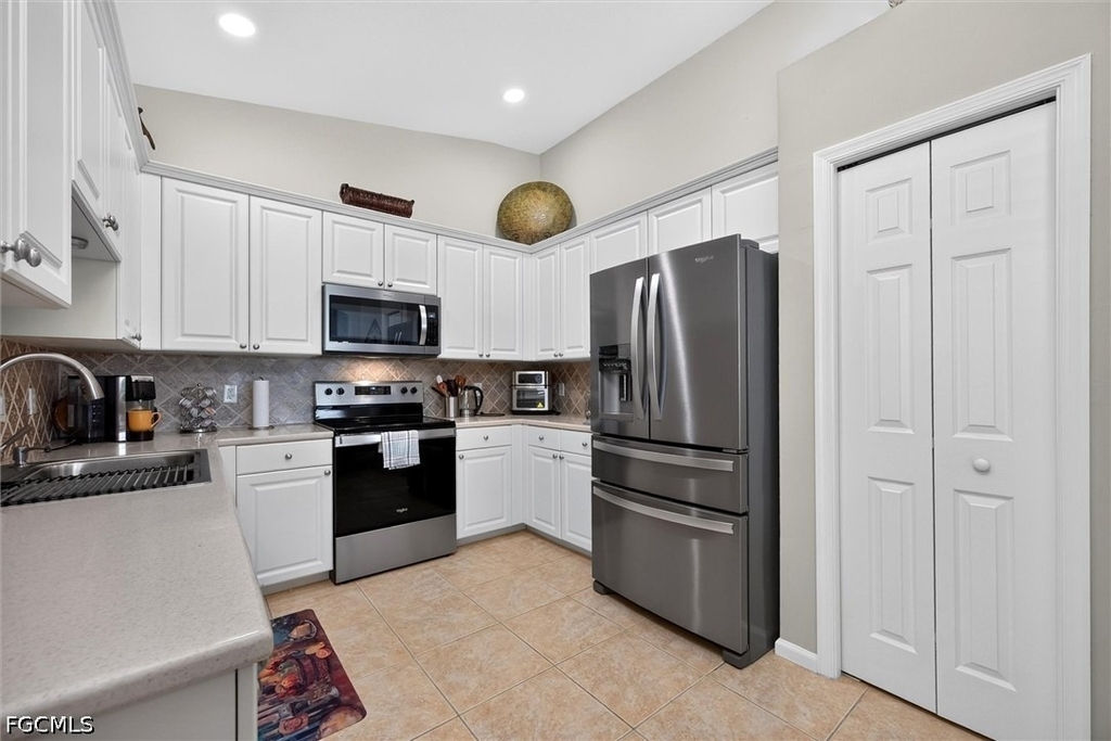 3021 Meandering Way - Photo 14