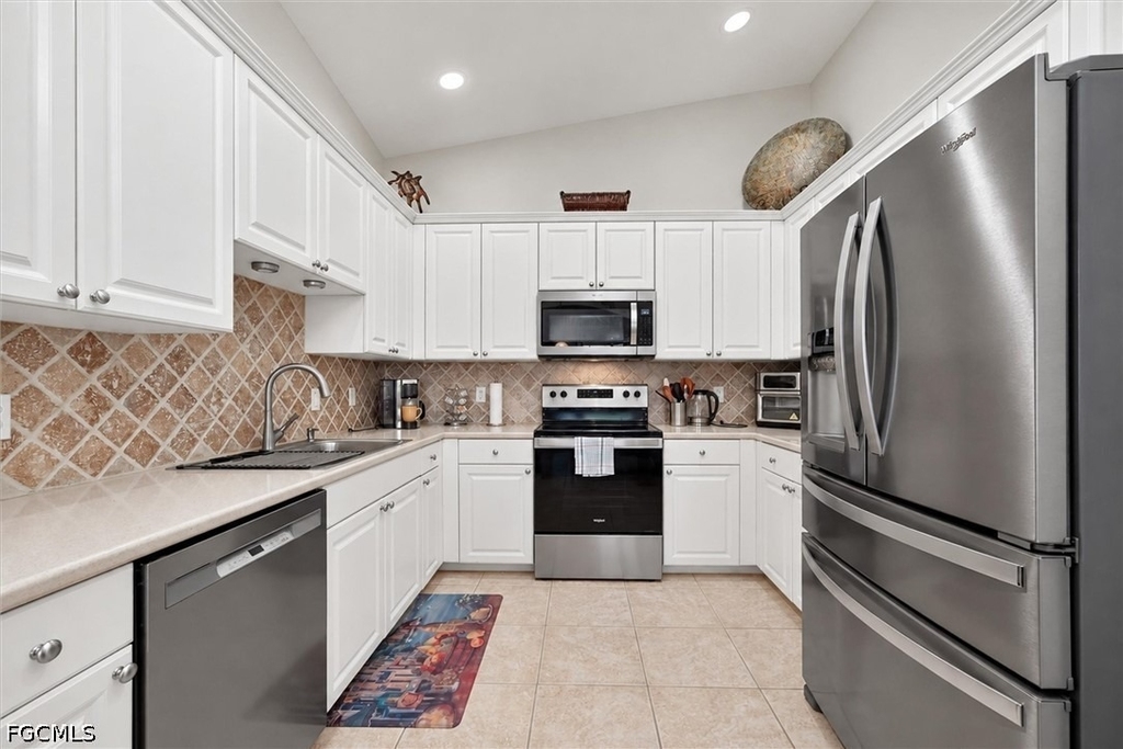 3021 Meandering Way - Photo 3