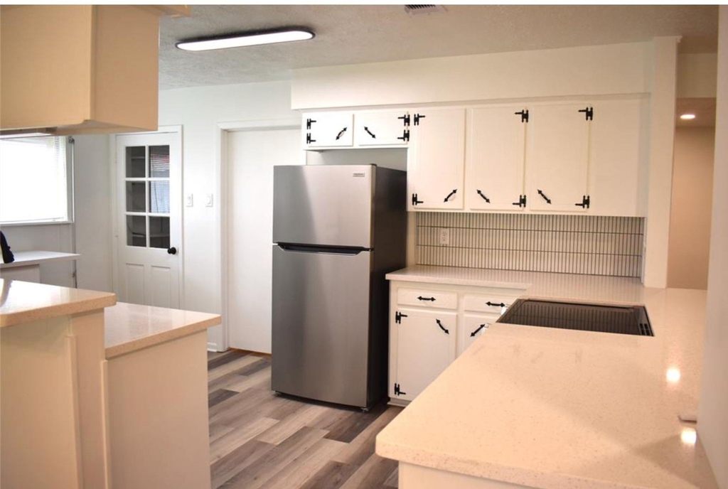 2628 Dupont Street - Photo 7