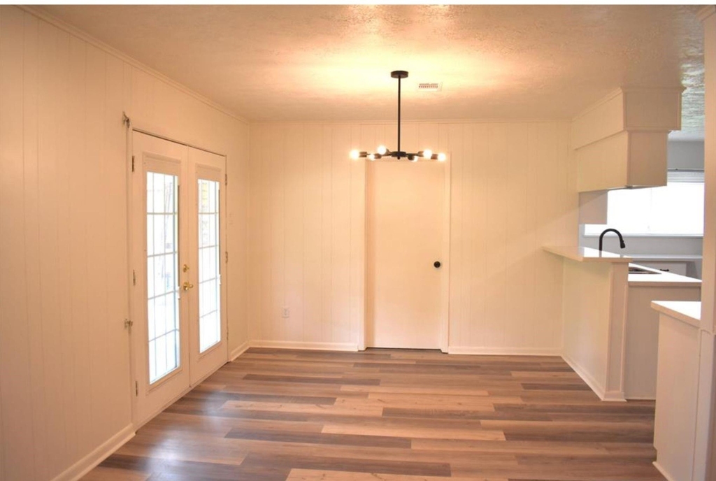 2628 Dupont Street - Photo 6