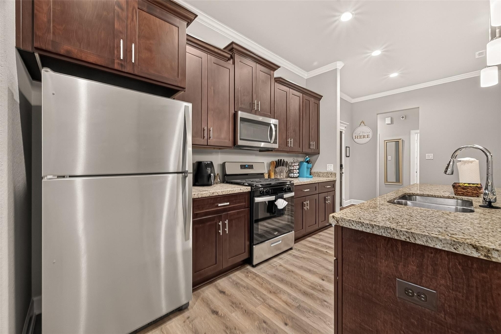 4509 Davenport Street - Photo 15