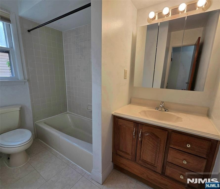 110 Elm - Photo 5
