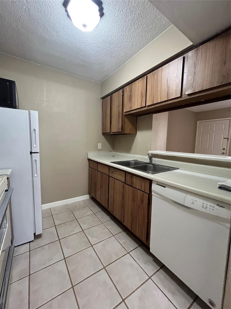 1516 Bay Area Blvd Boulevard - Photo 4