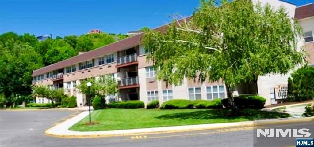1111 River - Photo 10