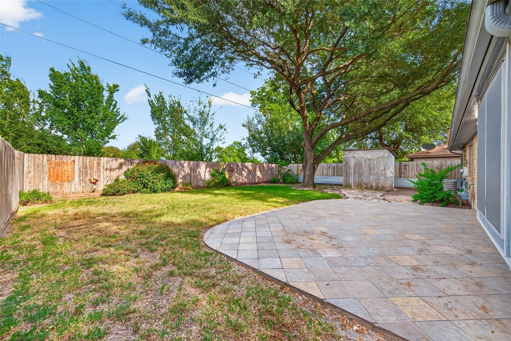 7522 Flair Oaks Drive - Photo 16