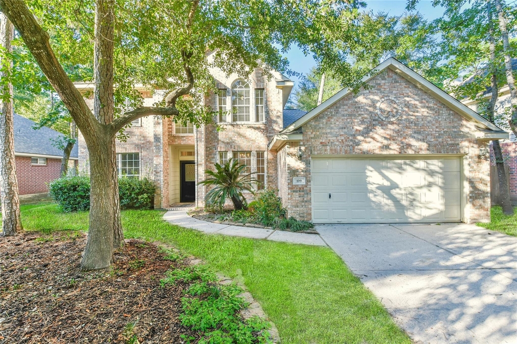 109 N Acacia Park Circle - Photo 0