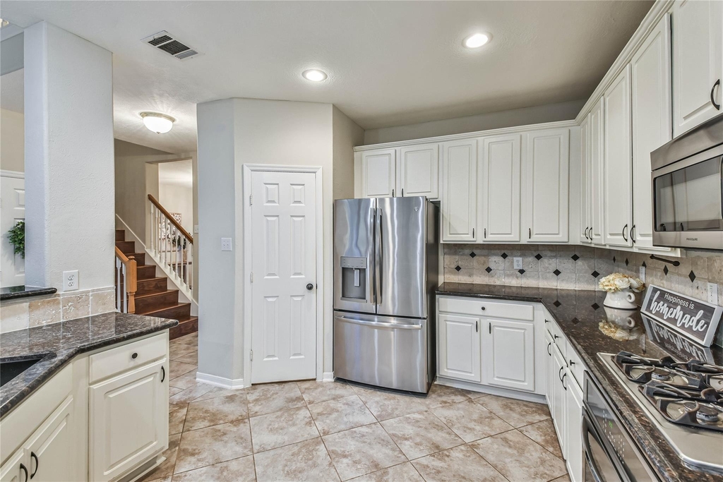 109 N Acacia Park Circle - Photo 12