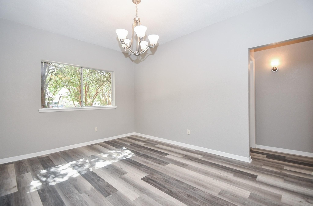 21707 Park Valley Drive - Photo 9