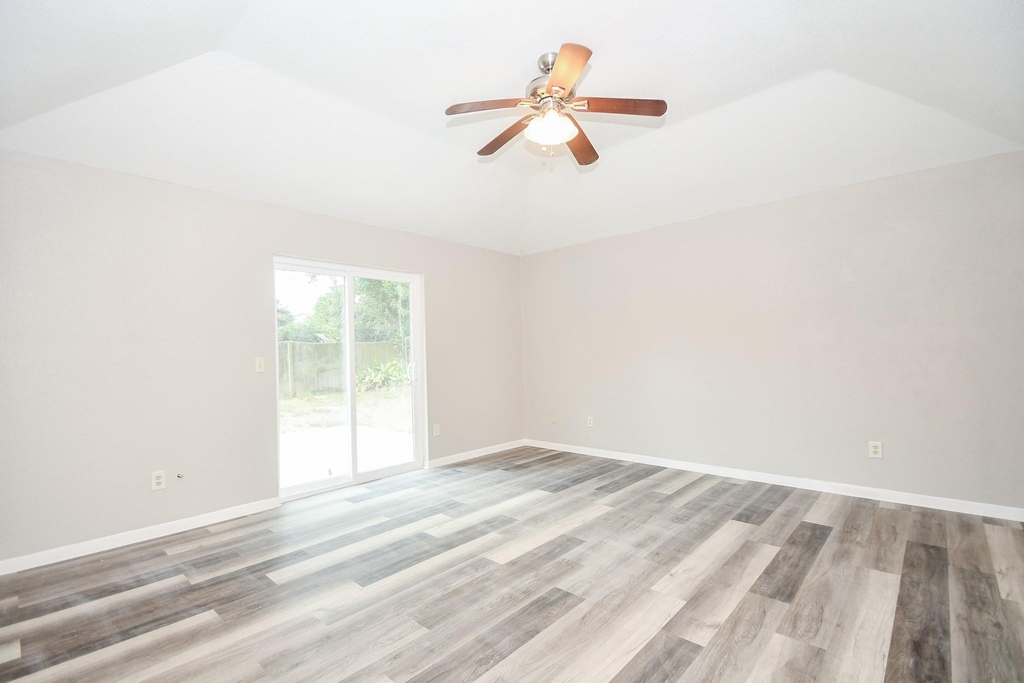 21707 Park Valley Drive - Photo 22