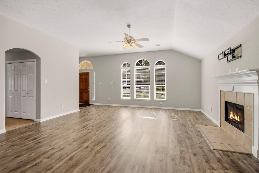 12222 Hawthorne Drive - Photo 17