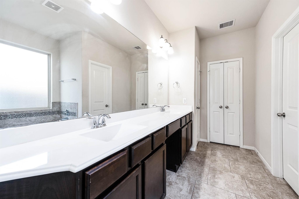9619 Sumter Court - Photo 18