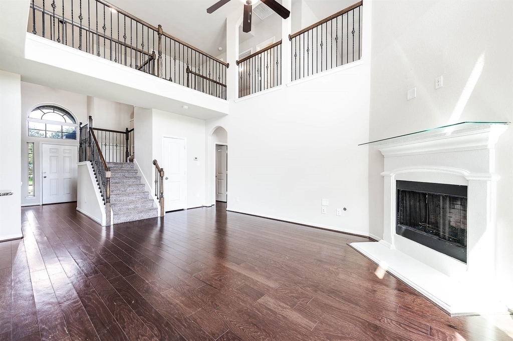 9619 Sumter Court - Photo 8